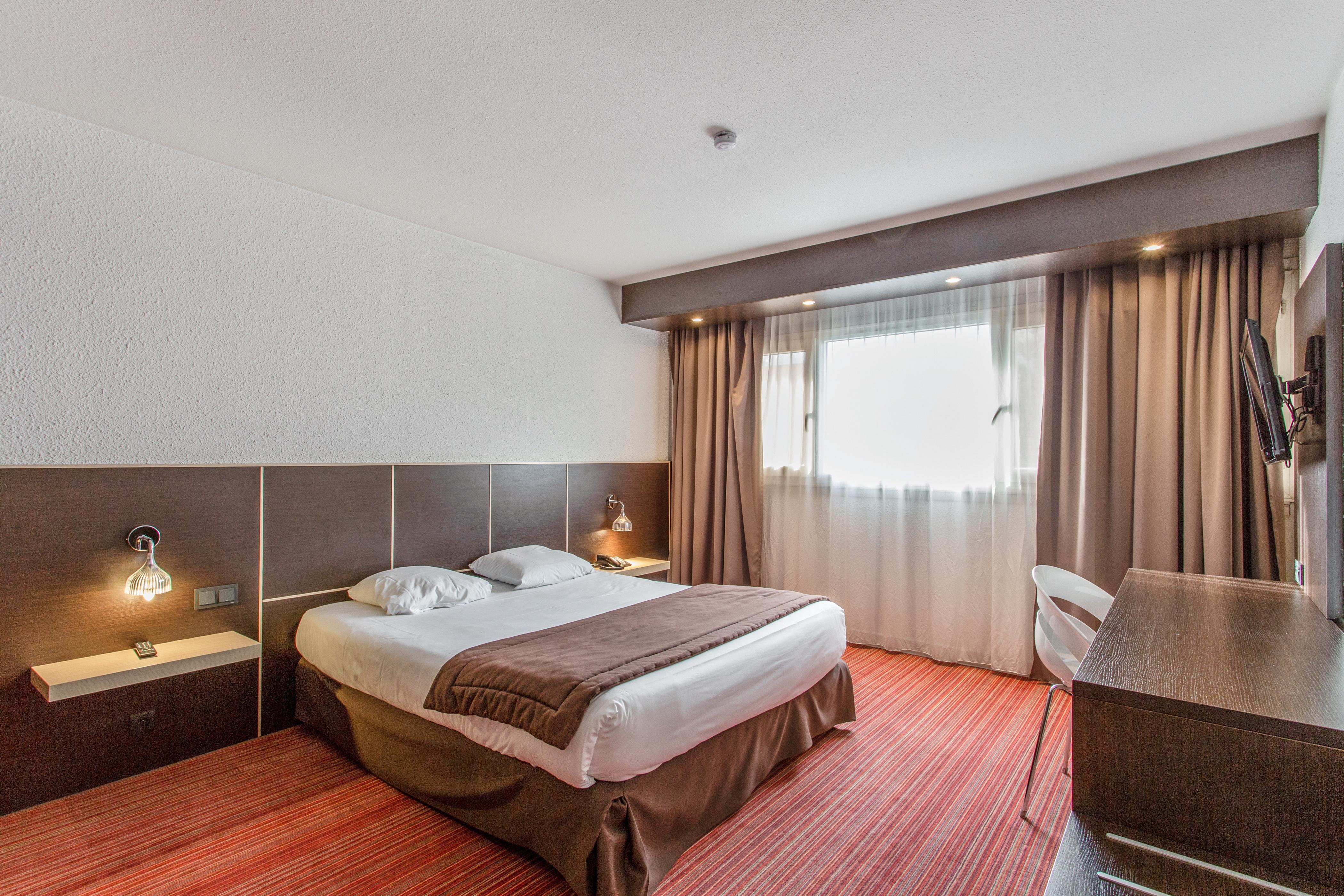 Zenitude Hotel Grenoble Alpexpo Екстериор снимка
