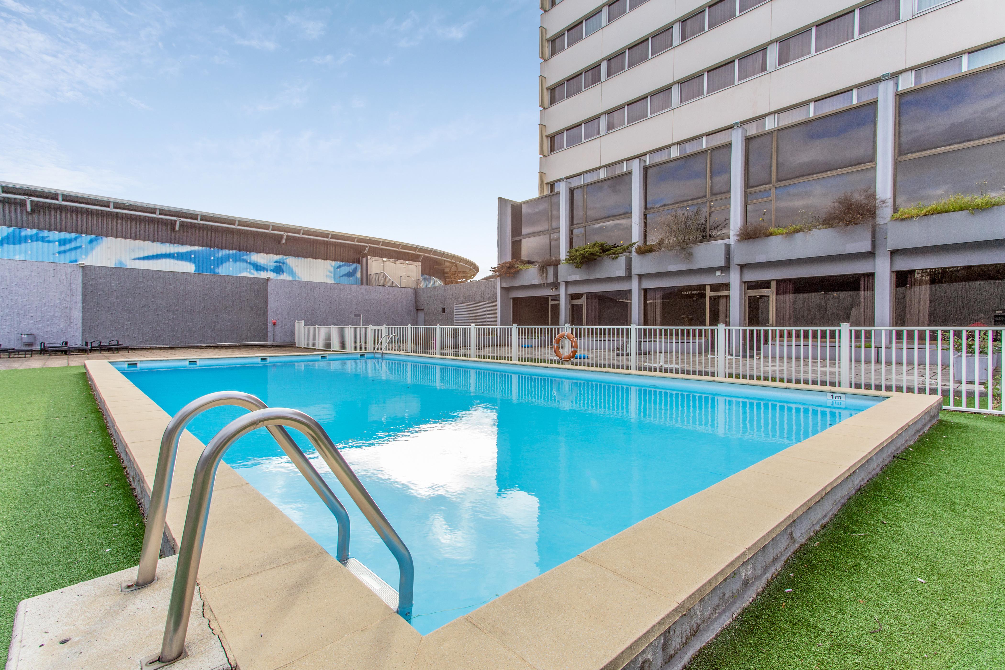 Zenitude Hotel Grenoble Alpexpo Екстериор снимка