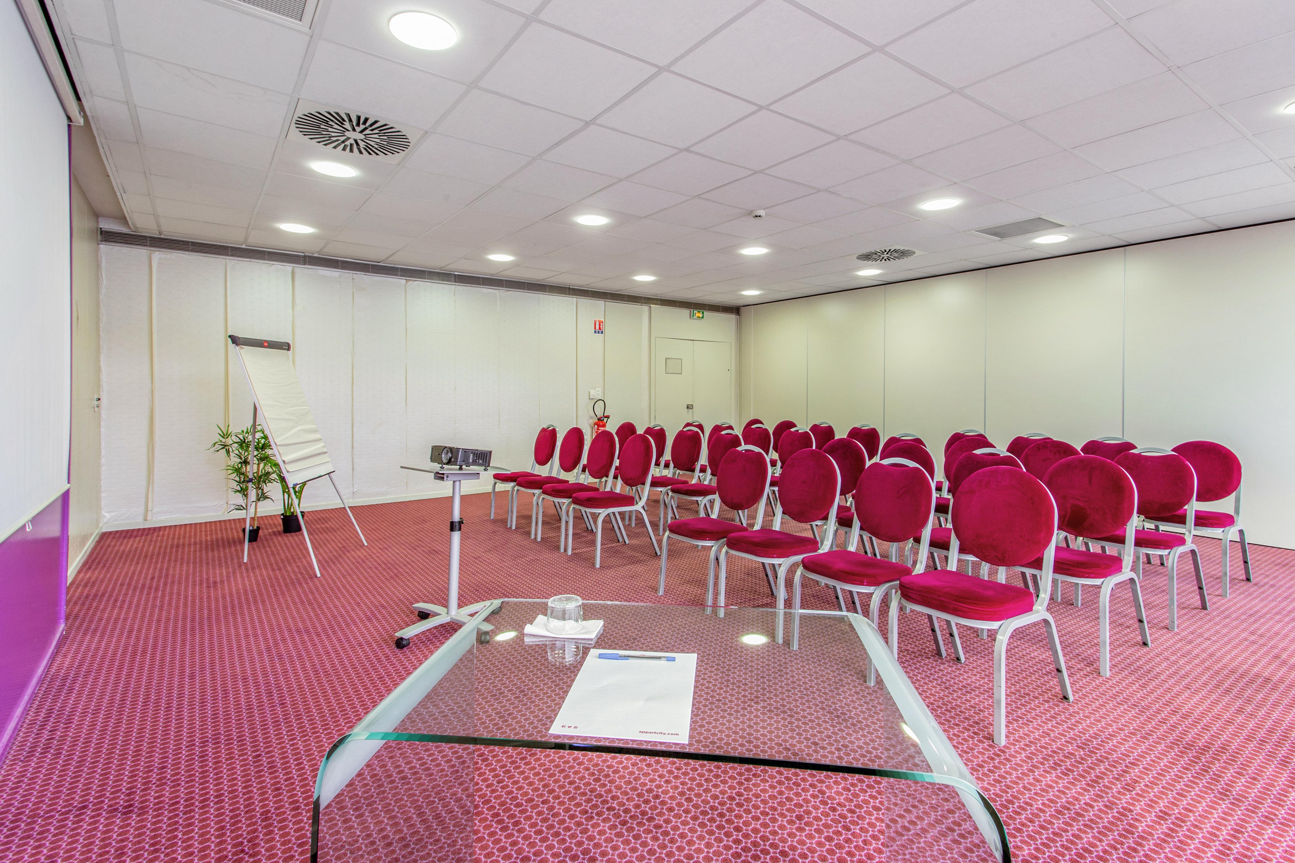Zenitude Hotel Grenoble Alpexpo Екстериор снимка